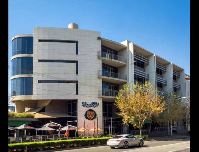 1,142M² OFFICE TO LET IN HAZELWOOD